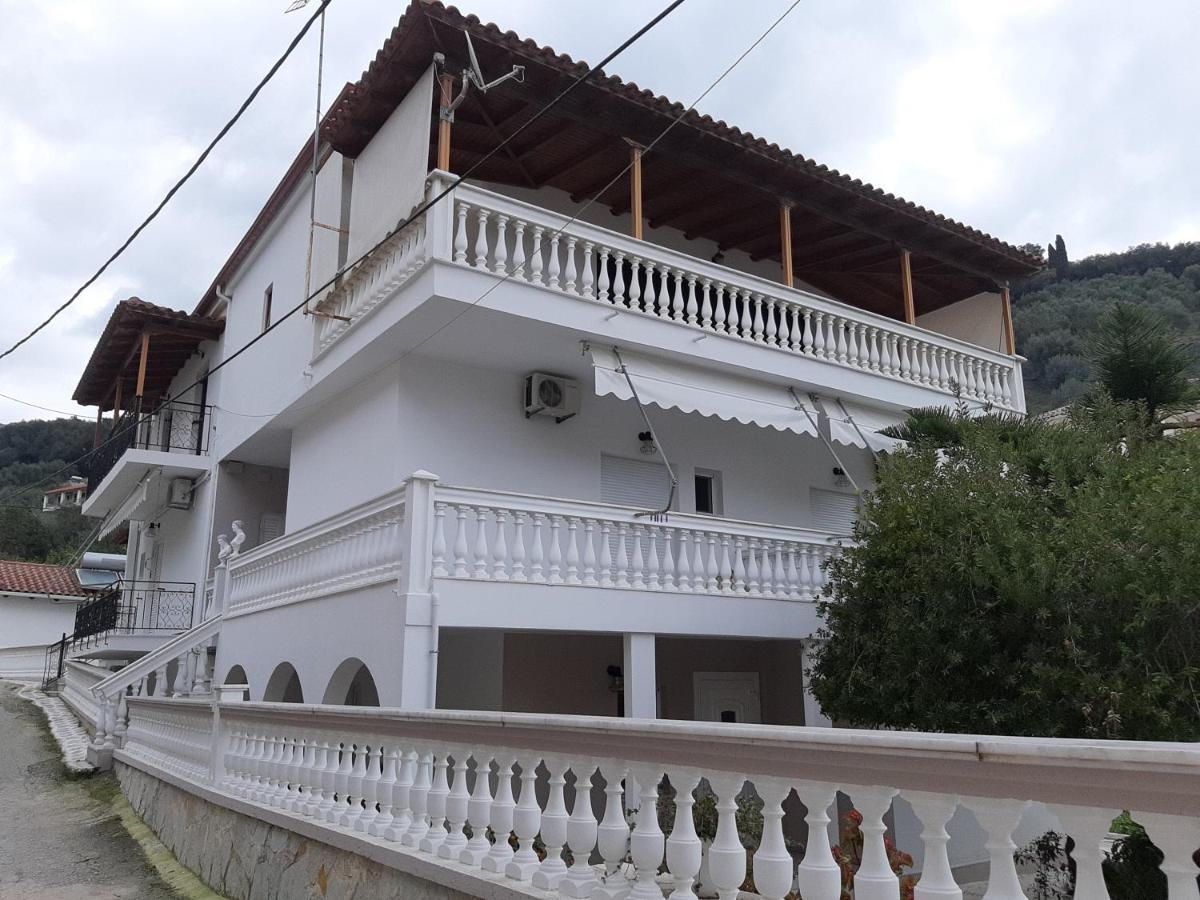 Villa Pappas Parga Buitenkant foto